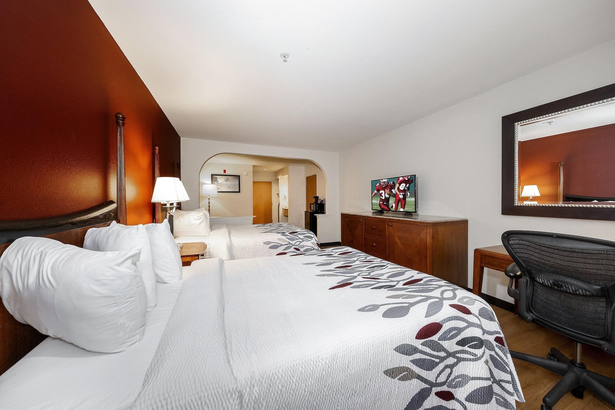 Red Roof Inn & Suites Biloxi - Ocean Springs Εξωτερικό φωτογραφία